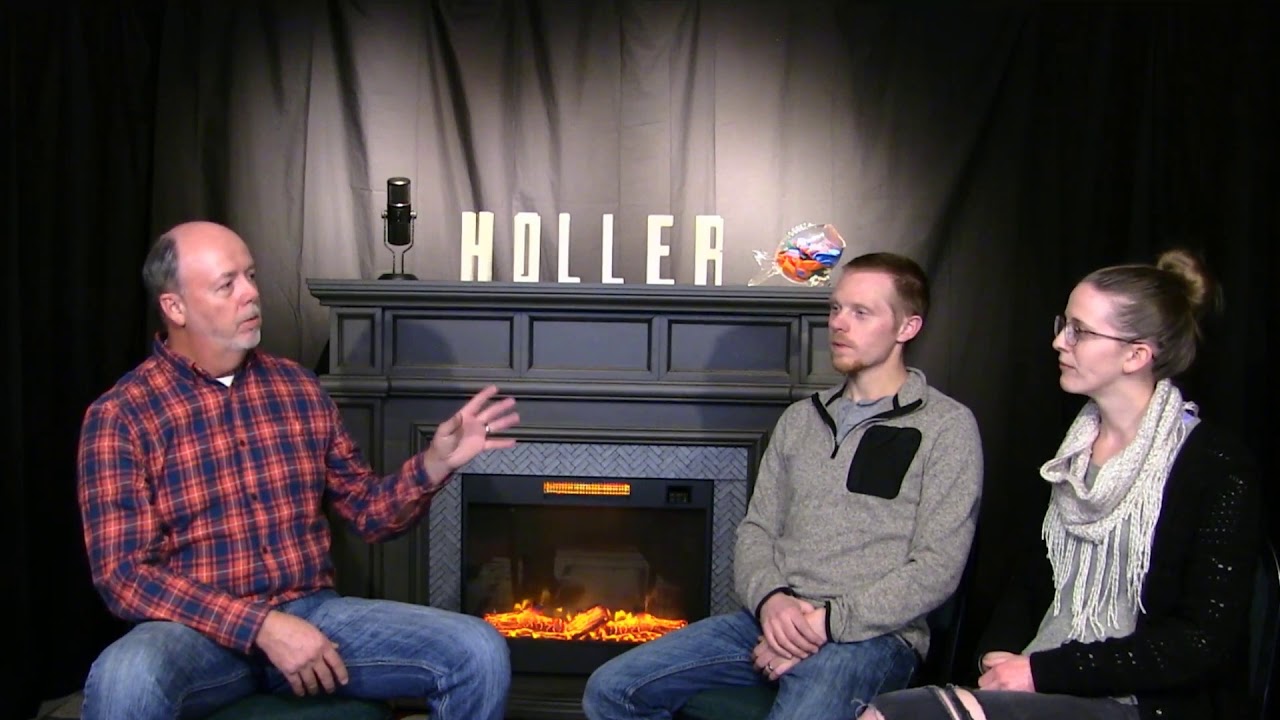 KVEC's Danny Vance & New Tiny House Owners All The Way From South Dakota! The Holler